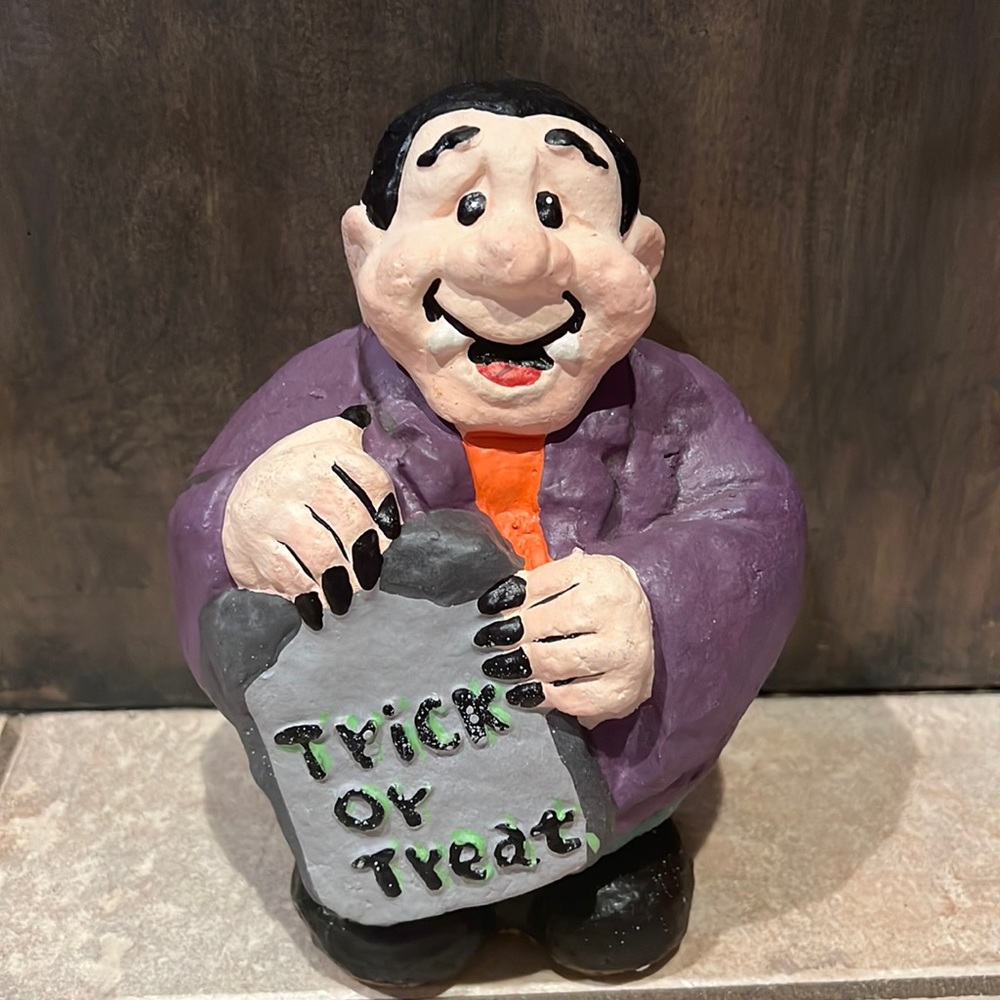 90s Dracula Halloween vintage Oxford tabletop decor